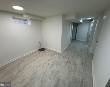 374 Chaplin Street Se - Photo Thumbnail 18
