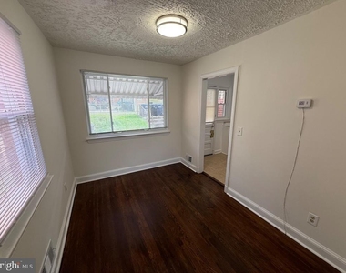 374 Chaplin Street Se - Photo Thumbnail 14