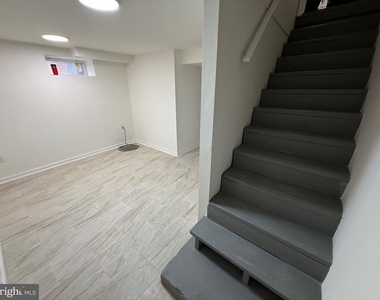 374 Chaplin Street Se - Photo Thumbnail 17