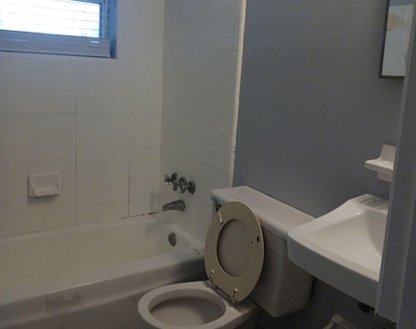 1145 W 25th Street - Photo Thumbnail 5