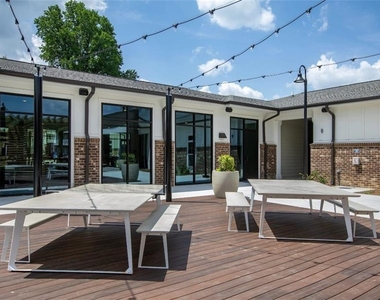 4270 Phil Niekro Parkways - Photo Thumbnail 30