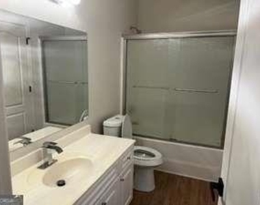 180 Virginia Highland - Photo Thumbnail 11