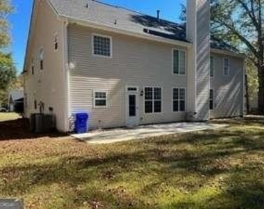 180 Virginia Highland - Photo Thumbnail 12