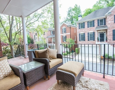 1122 Ashton Bluff Drive Ne - Photo Thumbnail 26