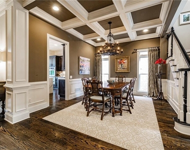 1122 Ashton Bluff Drive Ne - Photo Thumbnail 5