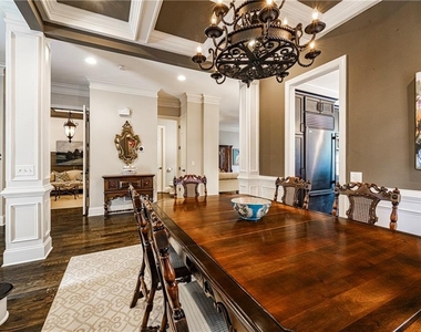 1122 Ashton Bluff Drive Ne - Photo Thumbnail 4