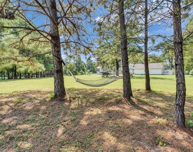 8402 Matthews Lane - Photo Thumbnail 32