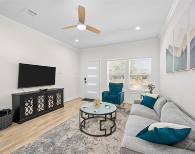 7089 Tierwester Street - Photo Thumbnail 9