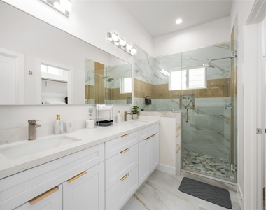 7089 Tierwester Street - Photo Thumbnail 21