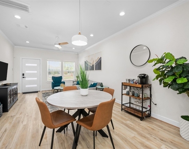 7089 Tierwester Street - Photo Thumbnail 12