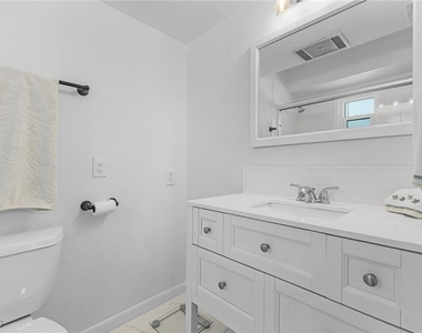 116 1st Street - Photo Thumbnail 14