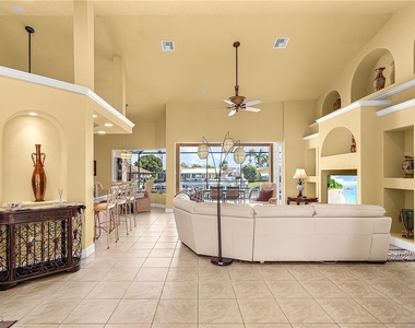 3517 Se 18th Avenue - Photo Thumbnail 6