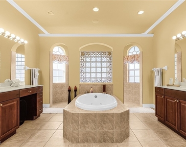3517 Se 18th Avenue - Photo Thumbnail 14