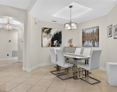 2001 Tarpon Bay Drive N - Photo Thumbnail 31