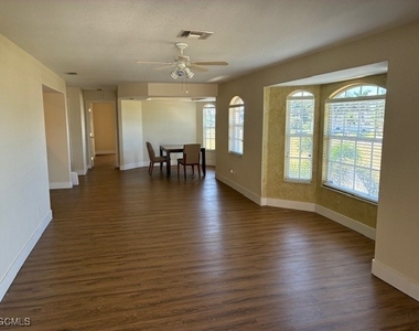 5410 Chiquita Boulevard S - Photo Thumbnail 30