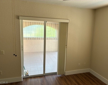 5410 Chiquita Boulevard S - Photo Thumbnail 20