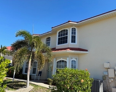 5410 Chiquita Boulevard S - Photo Thumbnail 38