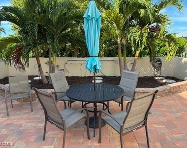 5410 Chiquita Boulevard S - Photo Thumbnail 8