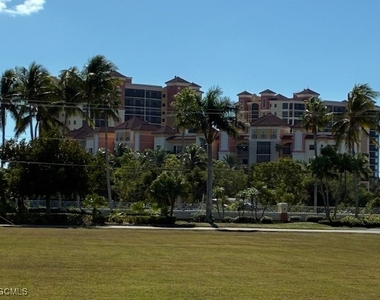 5410 Chiquita Boulevard S - Photo Thumbnail 40