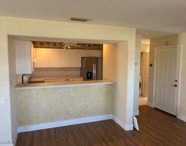 5410 Chiquita Boulevard S - Photo Thumbnail 29