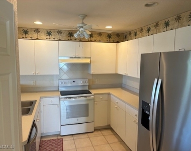 5410 Chiquita Boulevard S - Photo Thumbnail 28