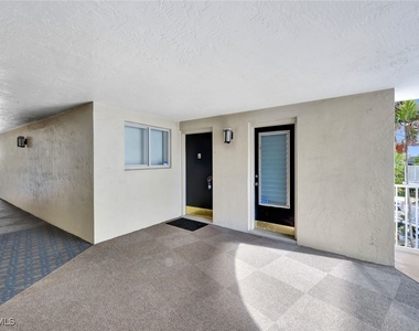 1300 Gulf Shore Boulevard N - Photo Thumbnail 1