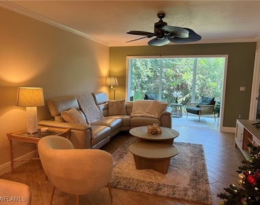 3051 Sandpiper Bay Circle - Photo Thumbnail 8