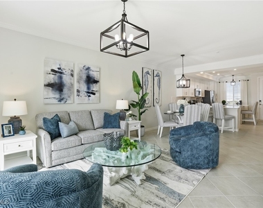 5555 Double Eagle Cir #3935 - Photo Thumbnail 4