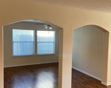 6618 Autumn Thistle Drive - Photo Thumbnail 6