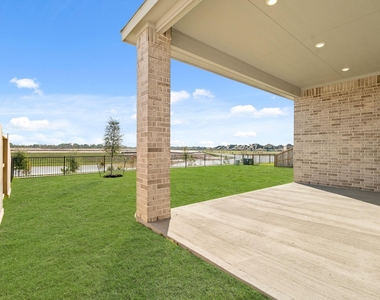 31039 Vintage Creek Lane - Photo Thumbnail 21