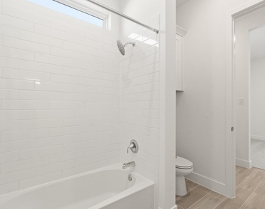 31039 Vintage Creek Lane - Photo Thumbnail 15