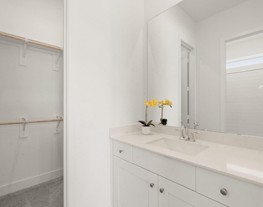 31039 Vintage Creek Lane - Photo Thumbnail 14