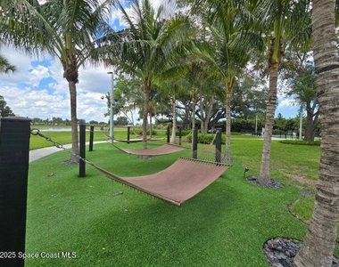 2760 Bosque Circle - Photo Thumbnail 16