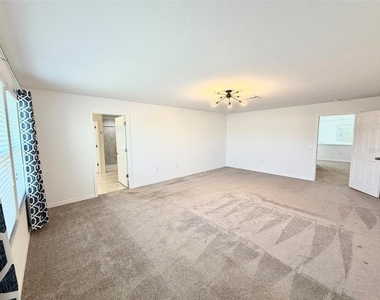 12189 Nouveau Avenue - Photo Thumbnail 25