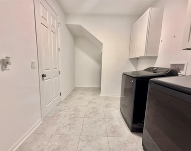 12189 Nouveau Avenue - Photo Thumbnail 42