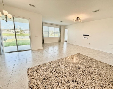 12189 Nouveau Avenue - Photo Thumbnail 16