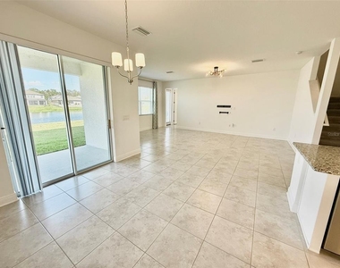 12189 Nouveau Avenue - Photo Thumbnail 15