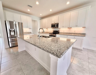 12189 Nouveau Avenue - Photo Thumbnail 13