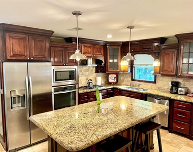 2109 N Red Cedar Circle - Photo Thumbnail 14