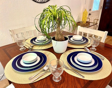 2109 N Red Cedar Circle - Photo Thumbnail 16