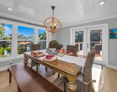 110 Carlyle Circle - Photo Thumbnail 21