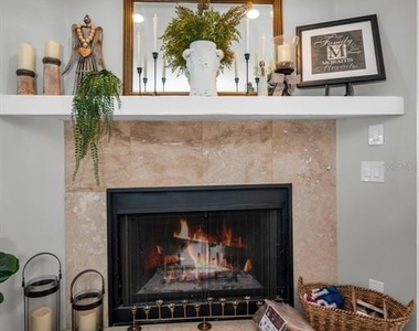 110 Carlyle Circle - Photo Thumbnail 11