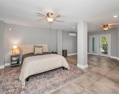 110 Carlyle Circle - Photo Thumbnail 37