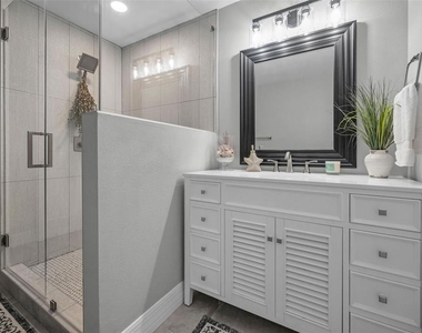 110 Carlyle Circle - Photo Thumbnail 40