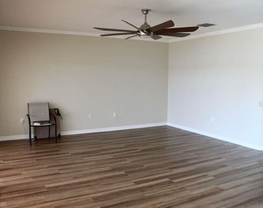 1408 Lanier Point Place - Photo Thumbnail 19