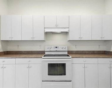 29 East Diamond Drive - Photo Thumbnail 10