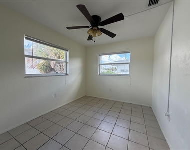 2507 Terry Lane - Photo Thumbnail 3