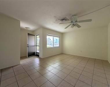 2507 Terry Lane - Photo Thumbnail 8