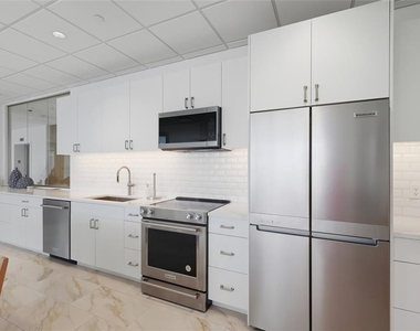 1750 Benjamin Franklin Drive - Photo Thumbnail 28