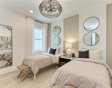 10016 Rembrandt Way - Photo Thumbnail 24